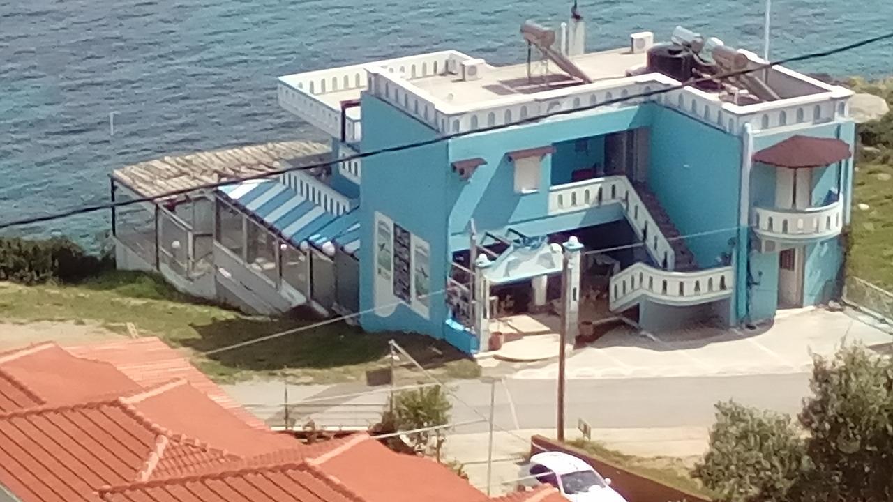 Delfini Akhladherí Exterior foto